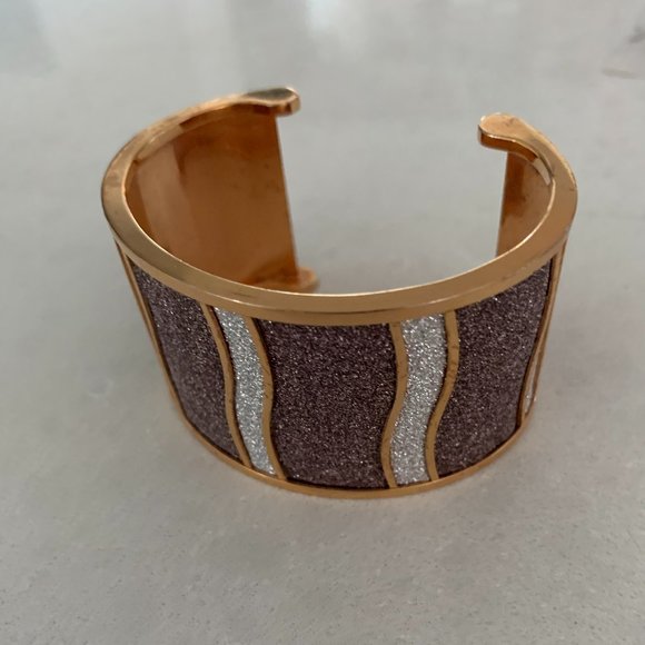 Roberto Coin Italian bracelet cuff - Picture 1 of 3